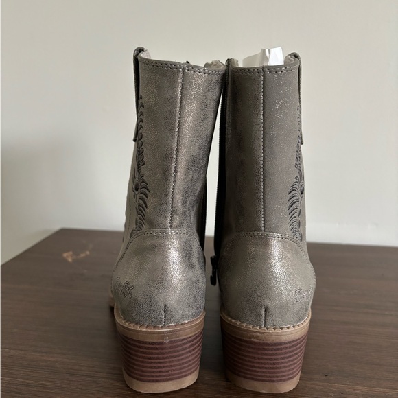 WOMEN'S BLOWFISH MALIBU REBEL 2 WESTERN BOOTS Select Color:
pewter metallic - Picture 8 of 8